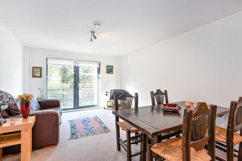 1 bedroom flat to rent, Crown Dale, London, SE19