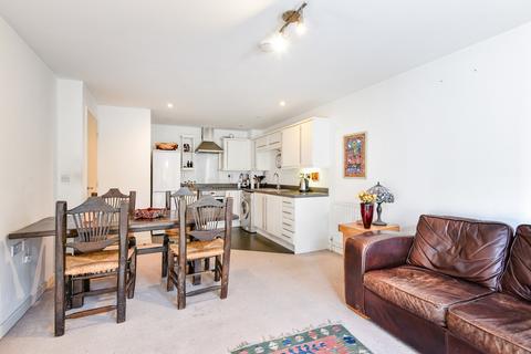 1 bedroom flat to rent, Crown Dale, London, SE19