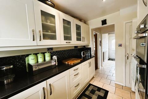 3 bedroom semi-detached house for sale, St. Johns Road, Essington WV11