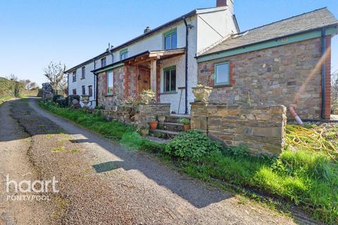3 bedroom cottage for sale, Mamhilad, Pontypool