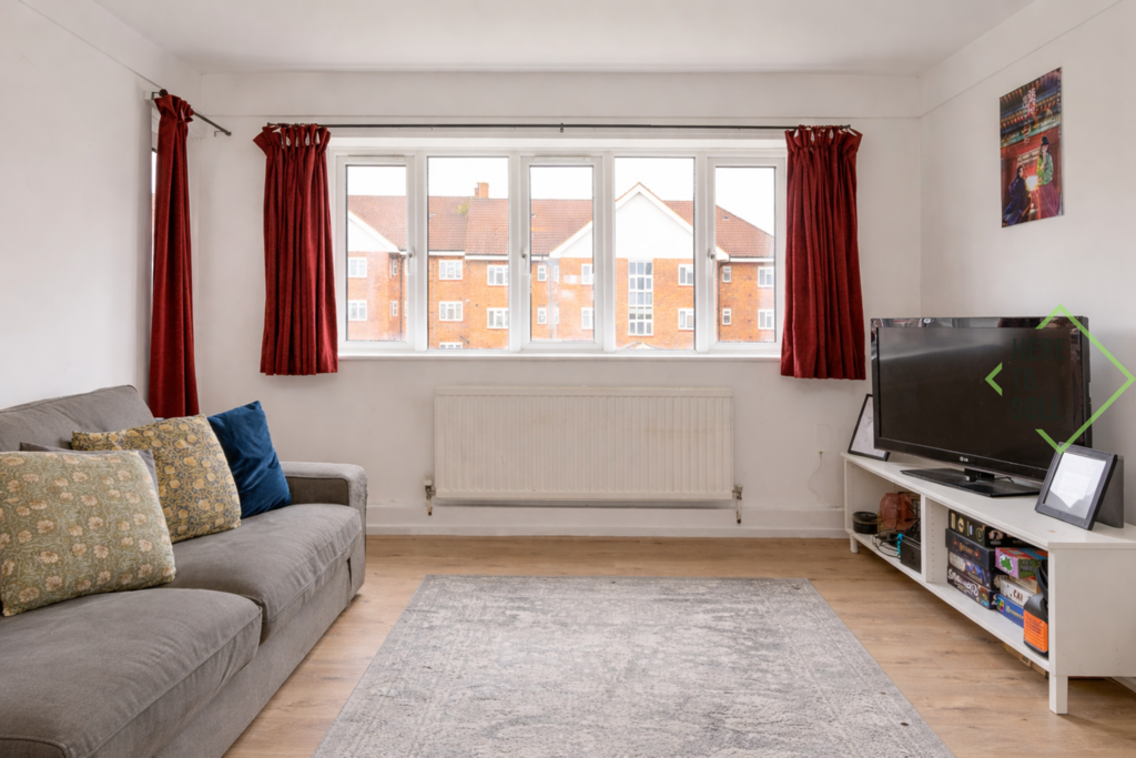 Elmshurst N2 - Living Room