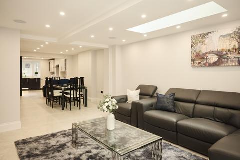 undefined, Grayling Road London N16