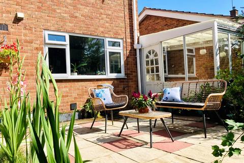 4 bedroom link detached house for sale, Cedar Close, Bingham, Nottingham, Nottinghamshire, NG13