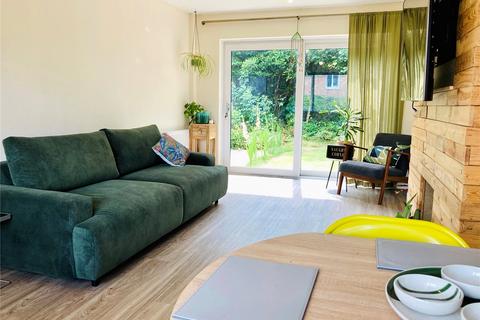 4 bedroom link detached house for sale, Cedar Close, Bingham, Nottingham, Nottinghamshire, NG13
