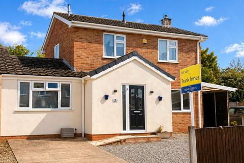 4 bedroom link detached house for sale, Cedar Close, Bingham, Nottingham, Nottinghamshire, NG13
