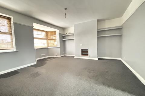 3 bedroom semi-detached house to rent, Station Road, Sutton-in-Ashfield, NG17