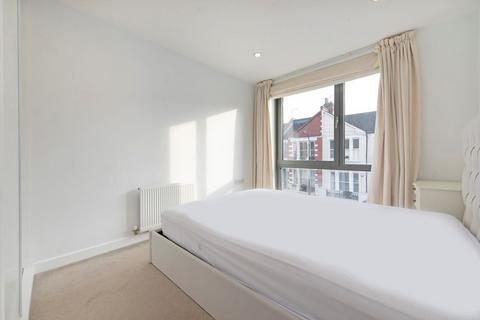 1 bedroom flat to rent, Elbe Street, London SW6