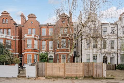 2 bedroom flat for sale, Clapham Common South Side, Clapham Common South Side, London, SW4