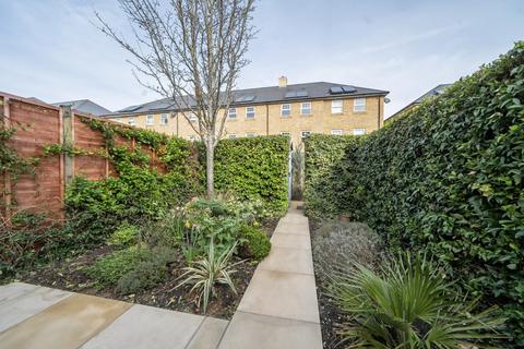 undefined, Lorimer Row, Bromley