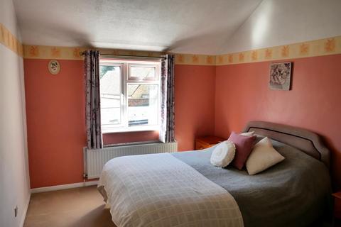 undefined, London Road, Calne