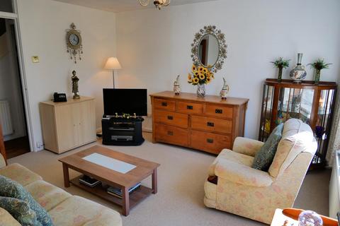 2 bedroom semi-detached house for sale, London Road, Calne