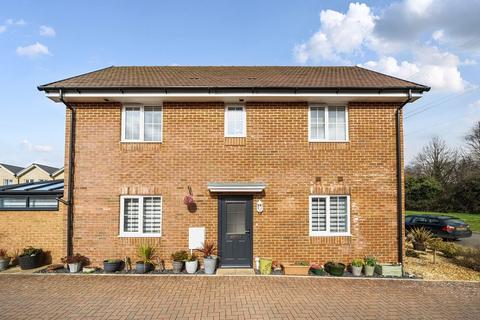 3 bedroom semi-detached house for sale, Peake Way, Charlton, SP10 4FA