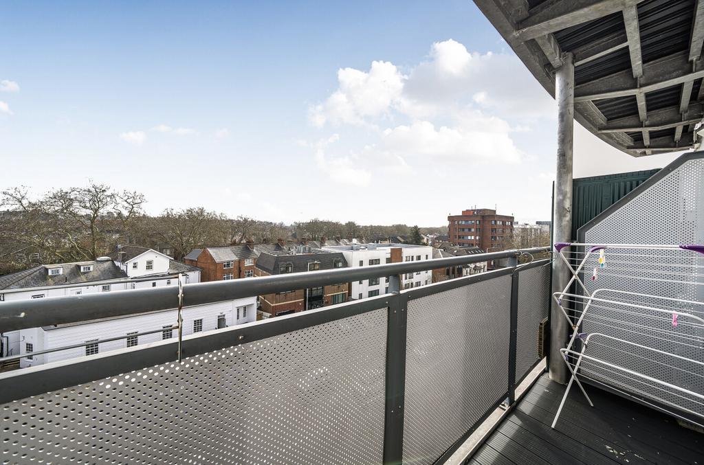 1425873-8-69bd648...