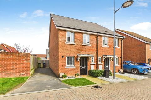 undefined, Kilnwood Vale RH12