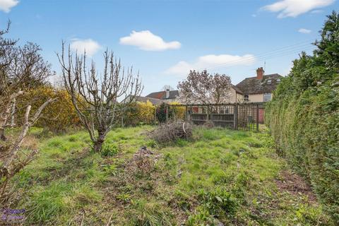 undefined, Laurels Road, Offenham, Evesham
