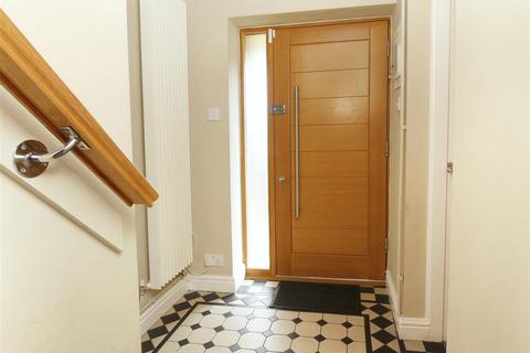 4 bedroom detached house for sale, Silverstone Drive, Huyton, Liverpool