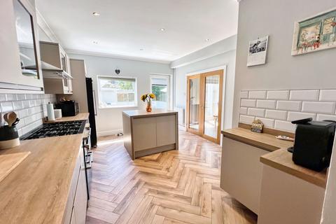 4 bedroom detached house for sale, Park Court Road, Bridgend, CF31