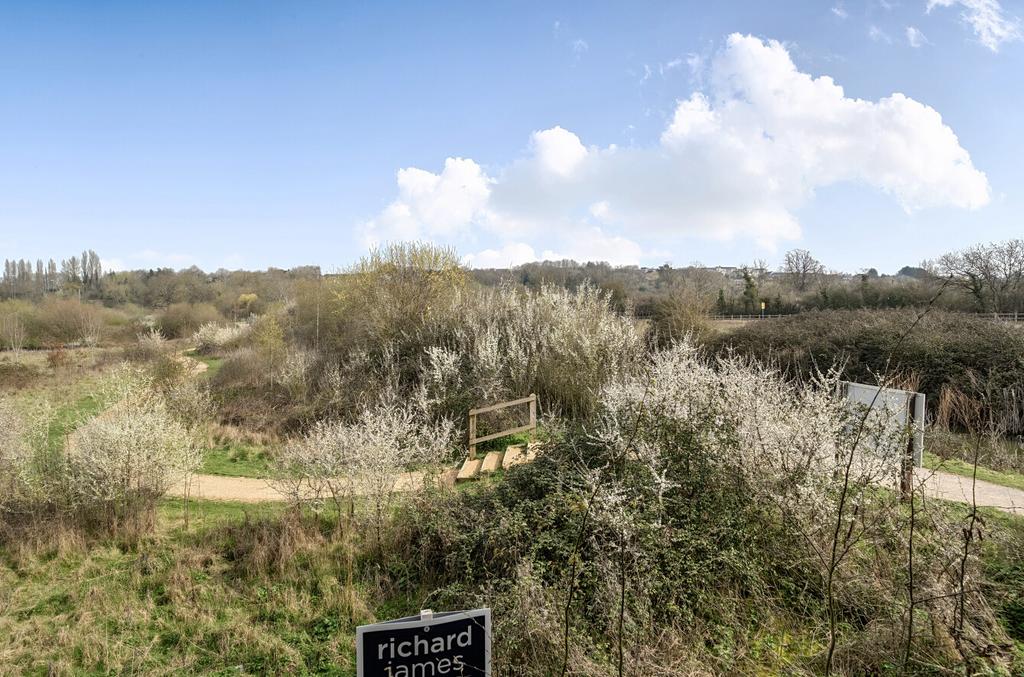 14306861369bd3e02e4c80