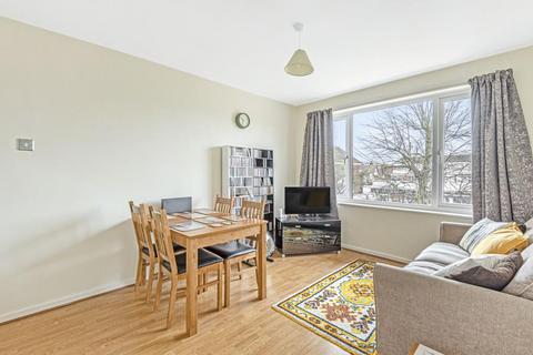 2 bedroom flat for sale, Ballards Lane,  Finchley,  N3