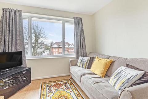 2 bedroom flat for sale, Ballards Lane,  Finchley,  N3