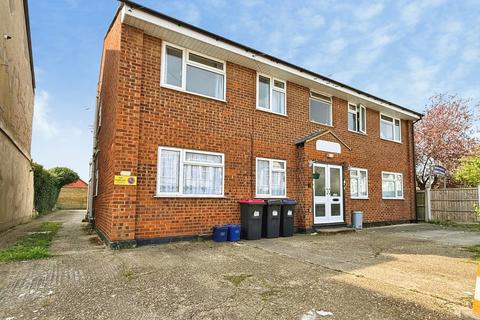 2 bedroom apartment for sale, Gainsborough Drive, Westcliff-on-Sea, Essex