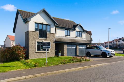 5 bedroom detached house for sale, West Kip Walk, Livingston, West Lothian, EH54 9FA