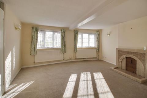 undefined, High Street, St. Neots PE19