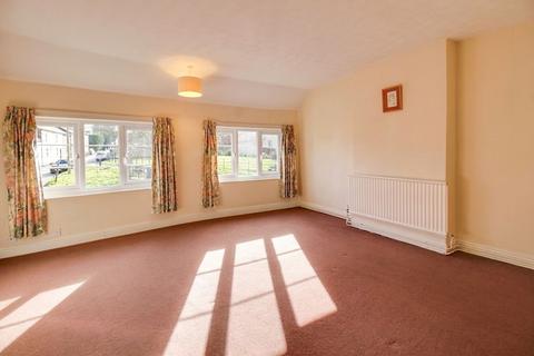 undefined, High Street, St. Neots PE19