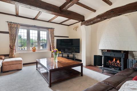 undefined, Charlwood Road, Hookwood, RH6