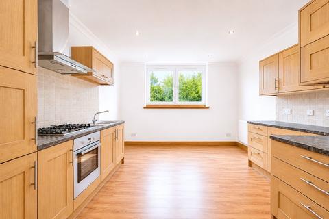 3 bedroom flat to rent, Cadzow Street, South Lanarkshire ML3