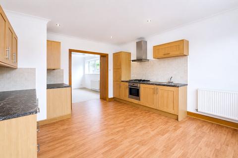 3 bedroom flat to rent, Cadzow Street, South Lanarkshire ML3