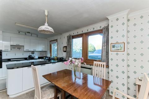 3 bedroom detached house for sale, Hailsham Road, Stone Cross, Pevensey