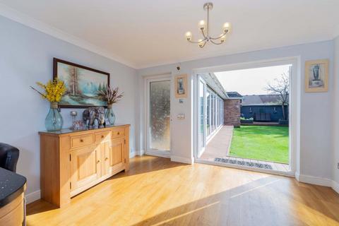 6 bedroom detached house for sale, Owlsmoor Road, Sandhurst, GU47