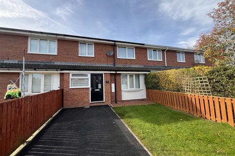 2 bedroom terraced house for sale, Redmire Close, Darlington