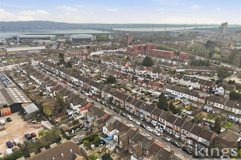 2 bedroom house for sale, King Edwards Road, Enfield London