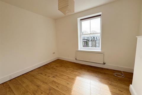 undefined, Bath Road, Buxton