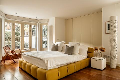 4 bedroom apartment for sale, The Little Boltons, Chelsea, London, SW10