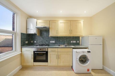2 bedroom flat to rent, Bertie Road, London, NW10
