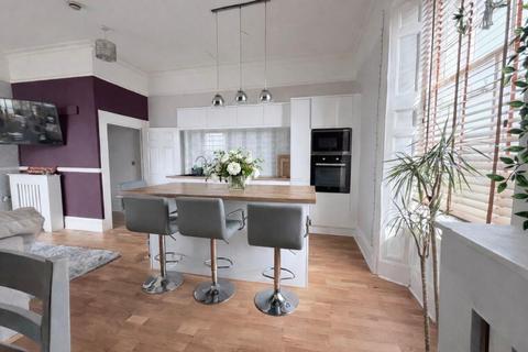 1 bedroom flat for sale, Grange Court, Bristol BS15
