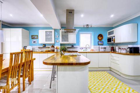 undefined, Harewood Avenue, Bournemouth, BH7 6