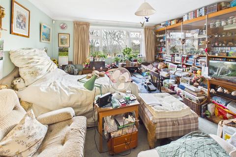 undefined, Lincoln Court, Hampton