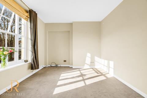 undefined, High Street, Buntingford SG9