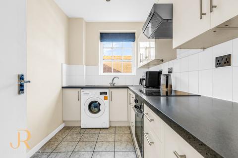 undefined, High Street, Buntingford SG9