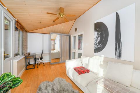 2 bedroom house for sale, Friars Mead, London, E14