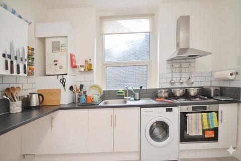 2 bedroom flat to rent, Norwood Road, Tulse HIll, London, SE27