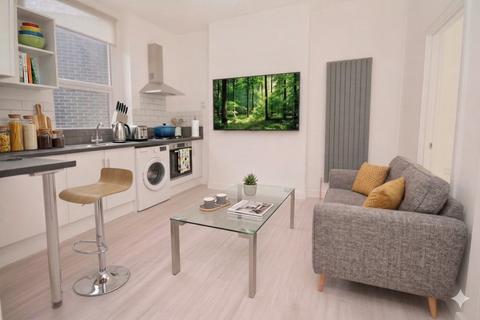 2 bedroom flat to rent, Norwood Road, Tulse HIll, London, SE27