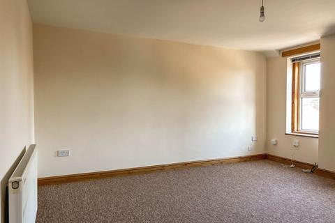 2 bedroom flat to rent, Bridge Street, Reading RG4