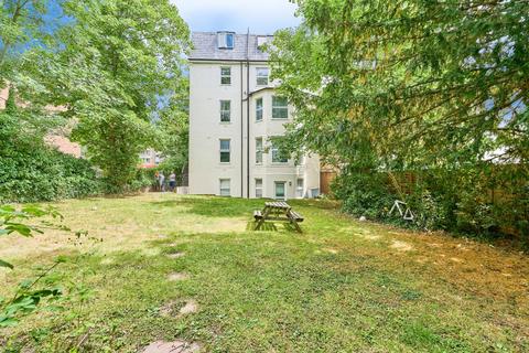undefined, Ewell Road, Surbiton, KT6