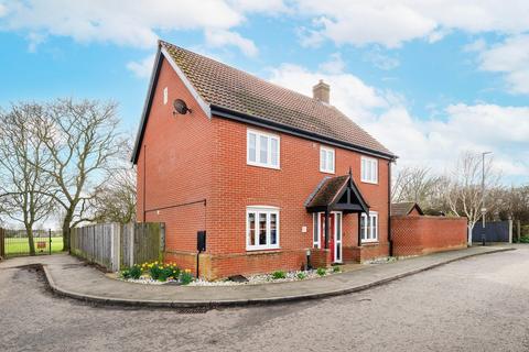 4 bedroom detached house for sale, Victory Avenue, Bradwell