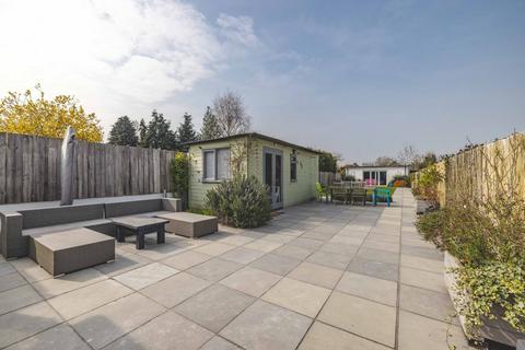 undefined, Stonecroft Avenue, Iver SL0